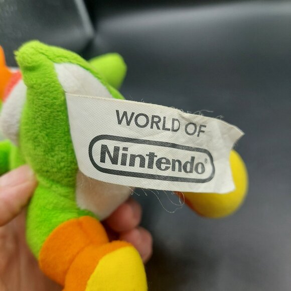 2019 Yoshi World of Nintendo Super Mario Bros Green 8" Plush Stuffed Toy - Picture 6 of 7